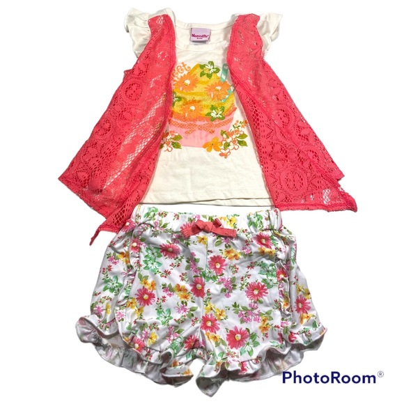 NWT Nannette Mock Twofer Floral Top With Matching Shorts Size 3T